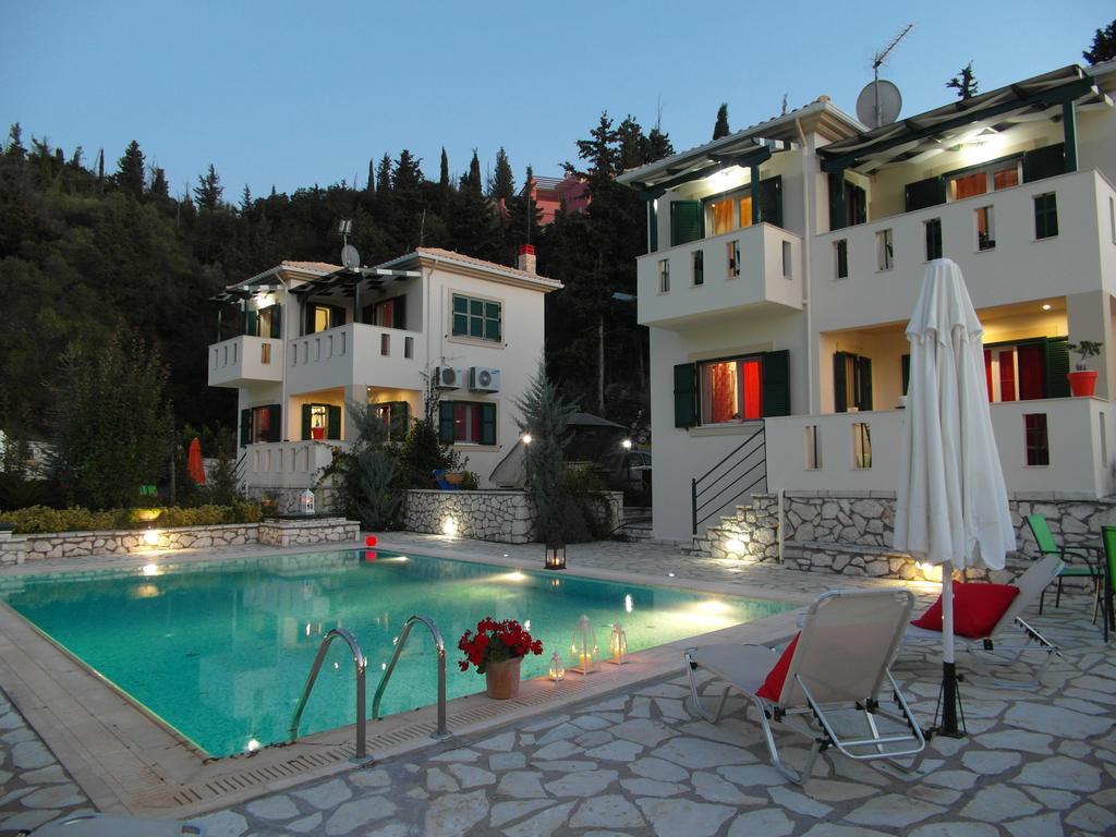 Áyios Nikítas Ionian Villas מראה חיצוני תמונה